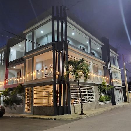 Apartahotel Macadana Нагуа Экстерьер фото
