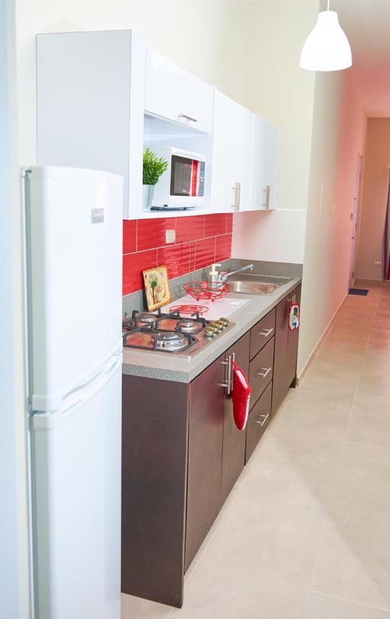 Apartahotel Macadana Нагуа Экстерьер фото
