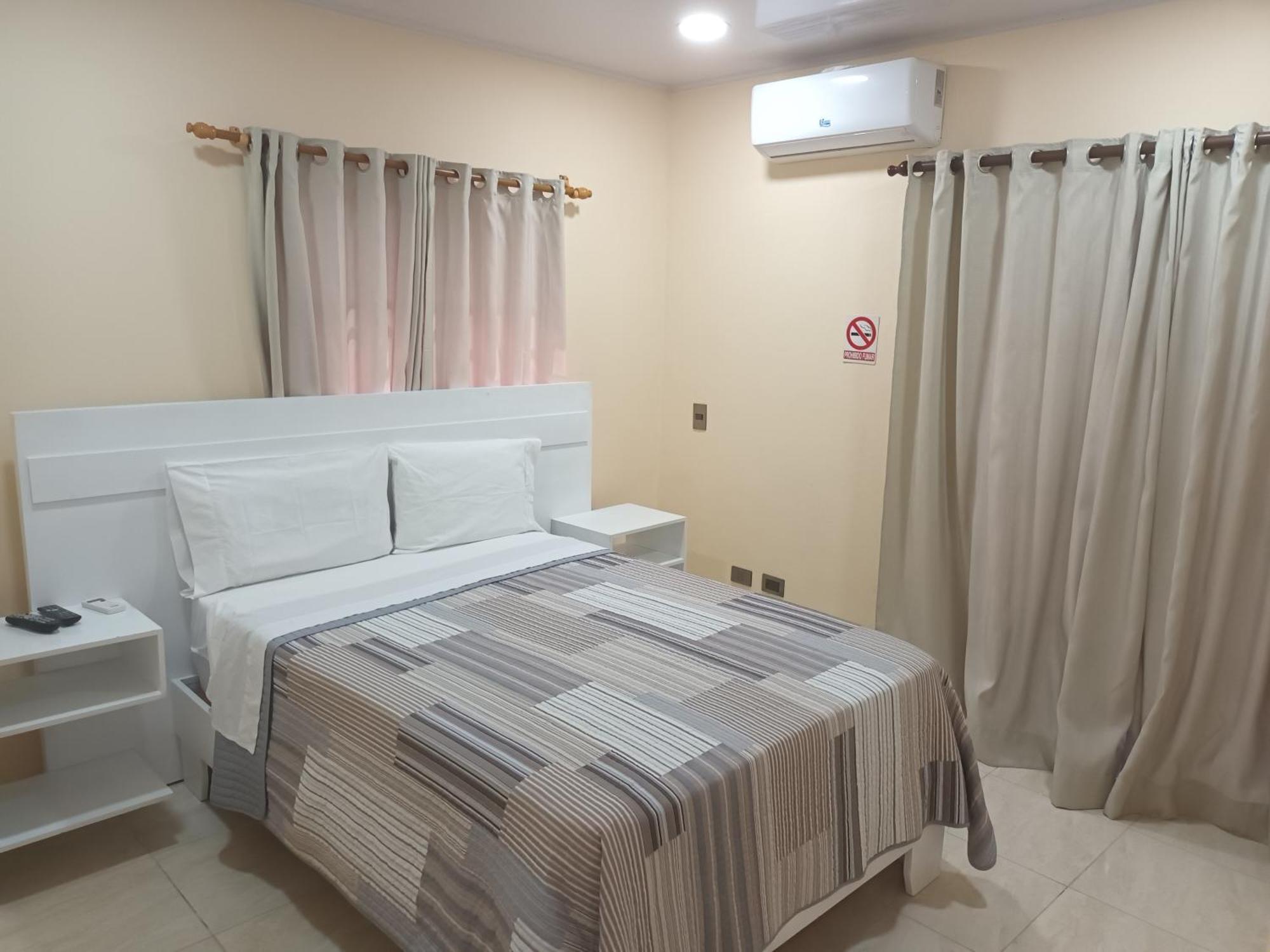 Apartahotel Macadana Нагуа Экстерьер фото